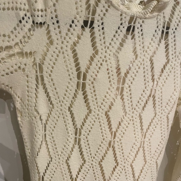 Elegant Cream Dress - Picture 6 of 14